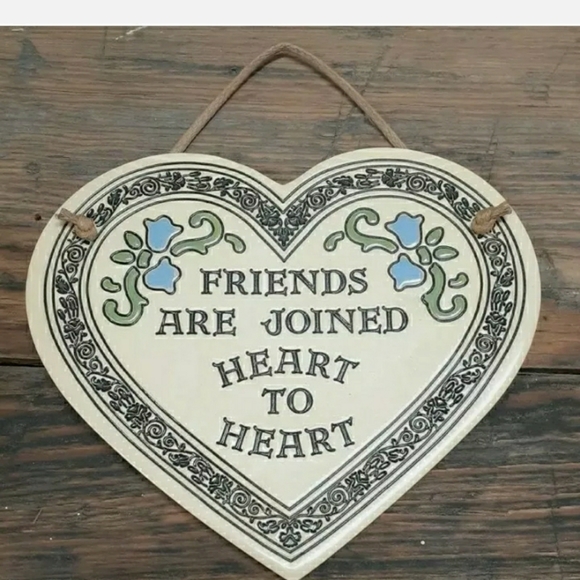 Friends Are Joined Heart to Heart Plaque - Picture 1 of 3